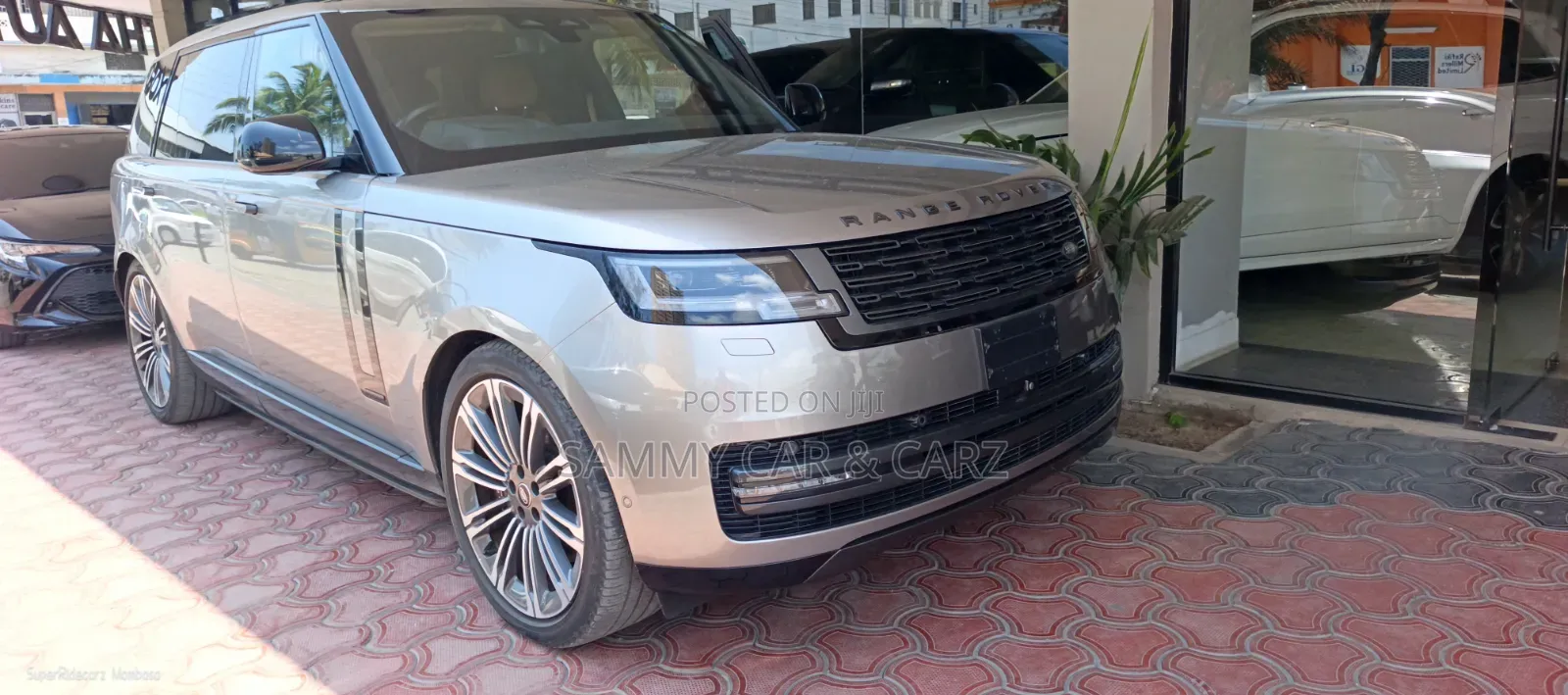 Land Rover Range Rover Vogue 2023 Gray