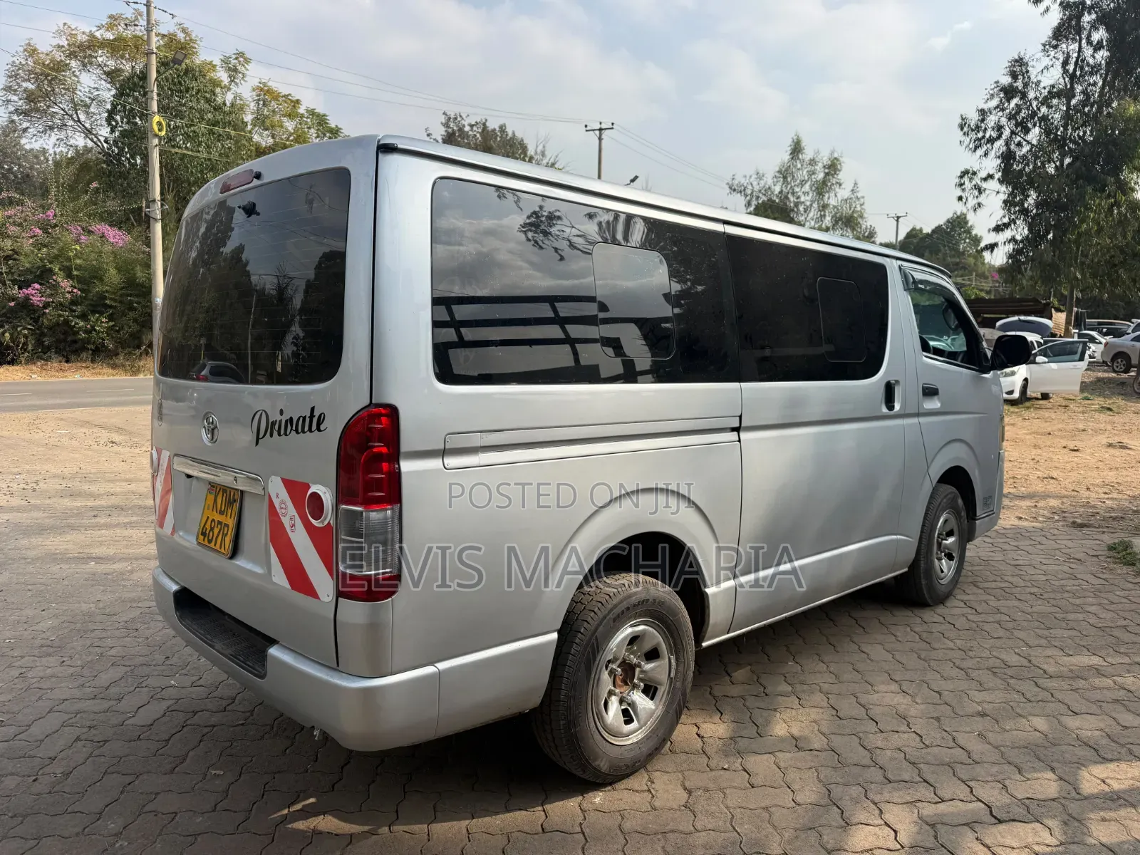 Toyota HiAce 2016 Silver