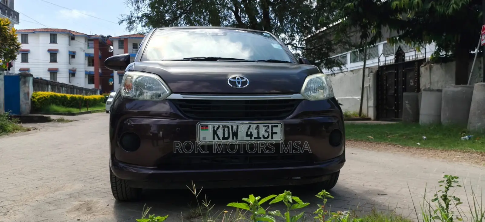 Toyota Passo 2018 Maroon