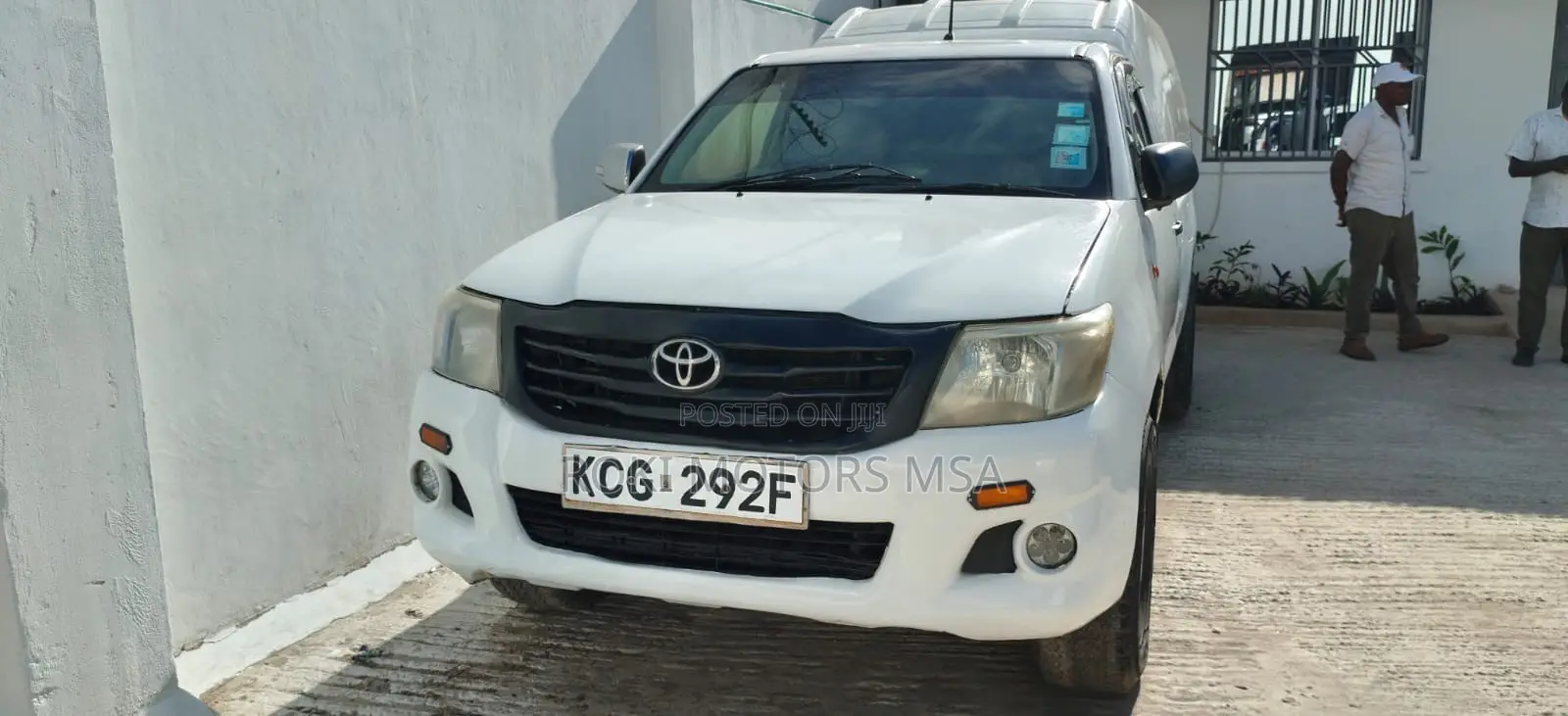 Toyota Hilux 2014 White