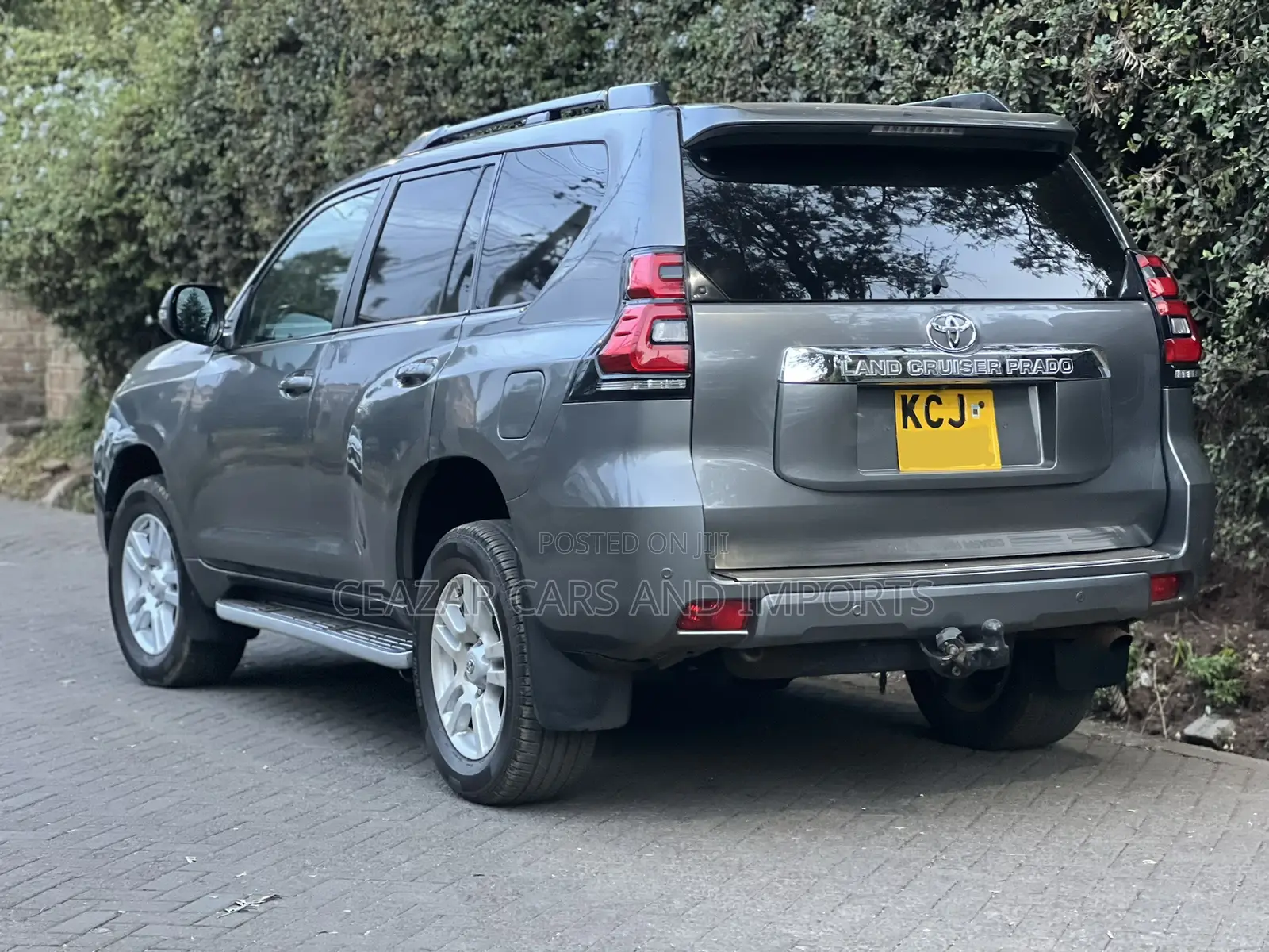 Toyota Land Cruiser Prado 3.0 TD 2011 Gray