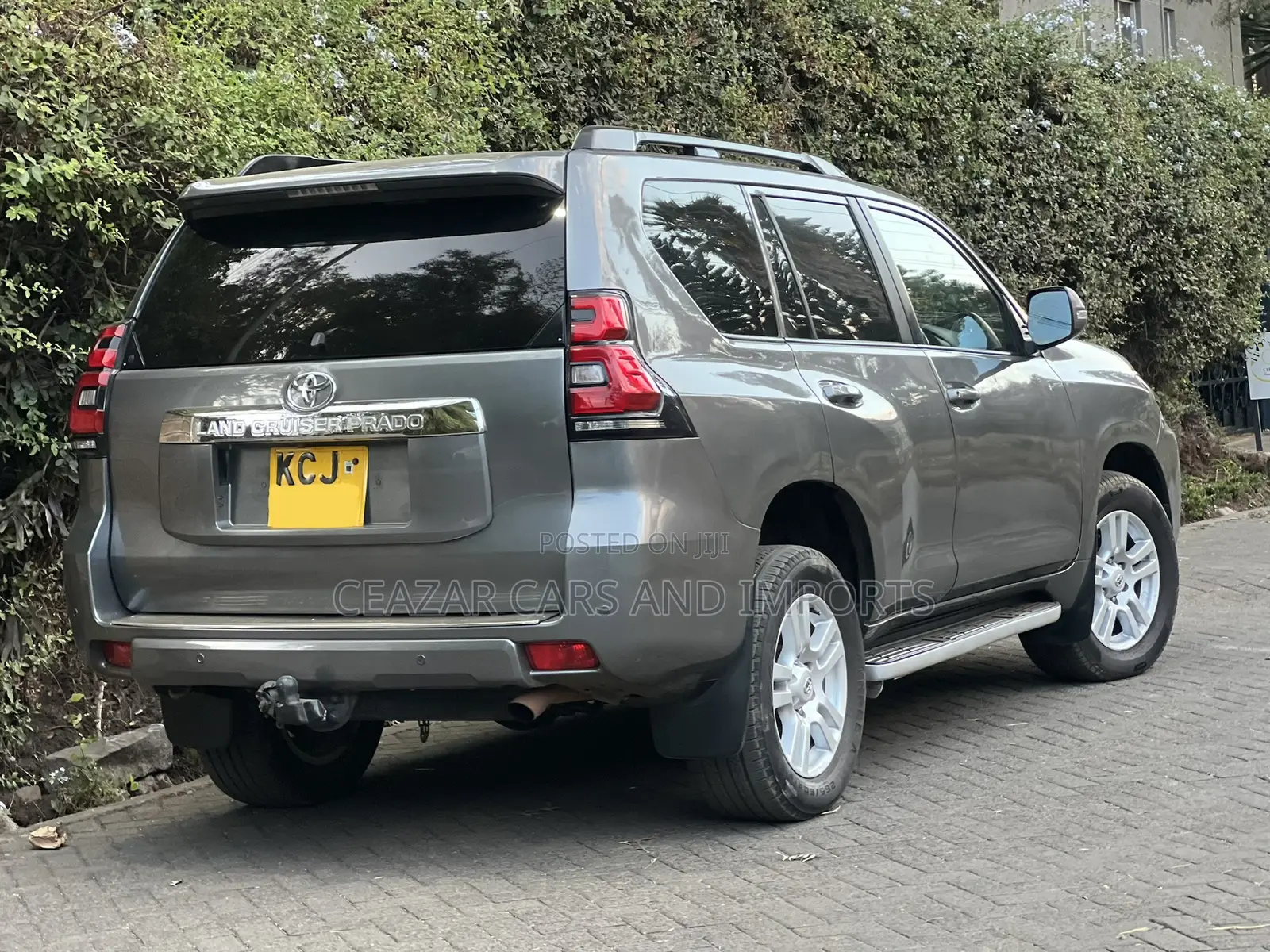 Toyota Land Cruiser Prado 3.0 TD 2011 Gray