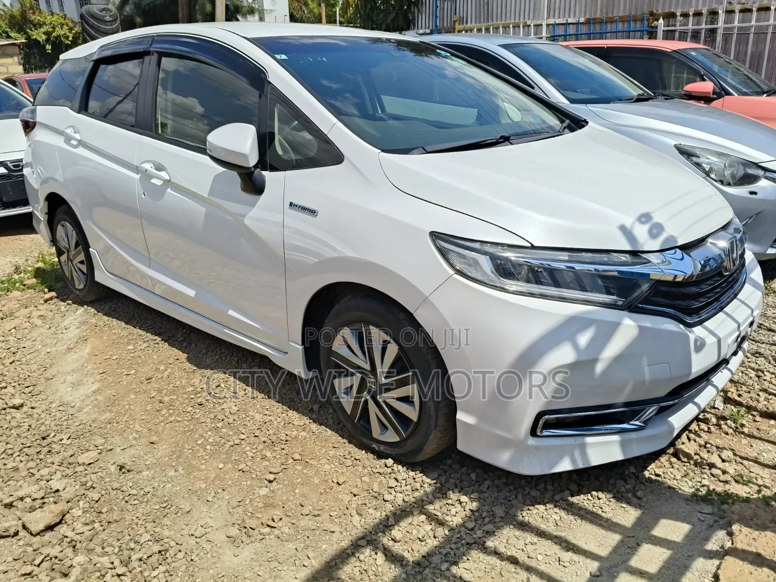 Honda Fit Shuttle 1.5 Hybrid 2WD 2019 White