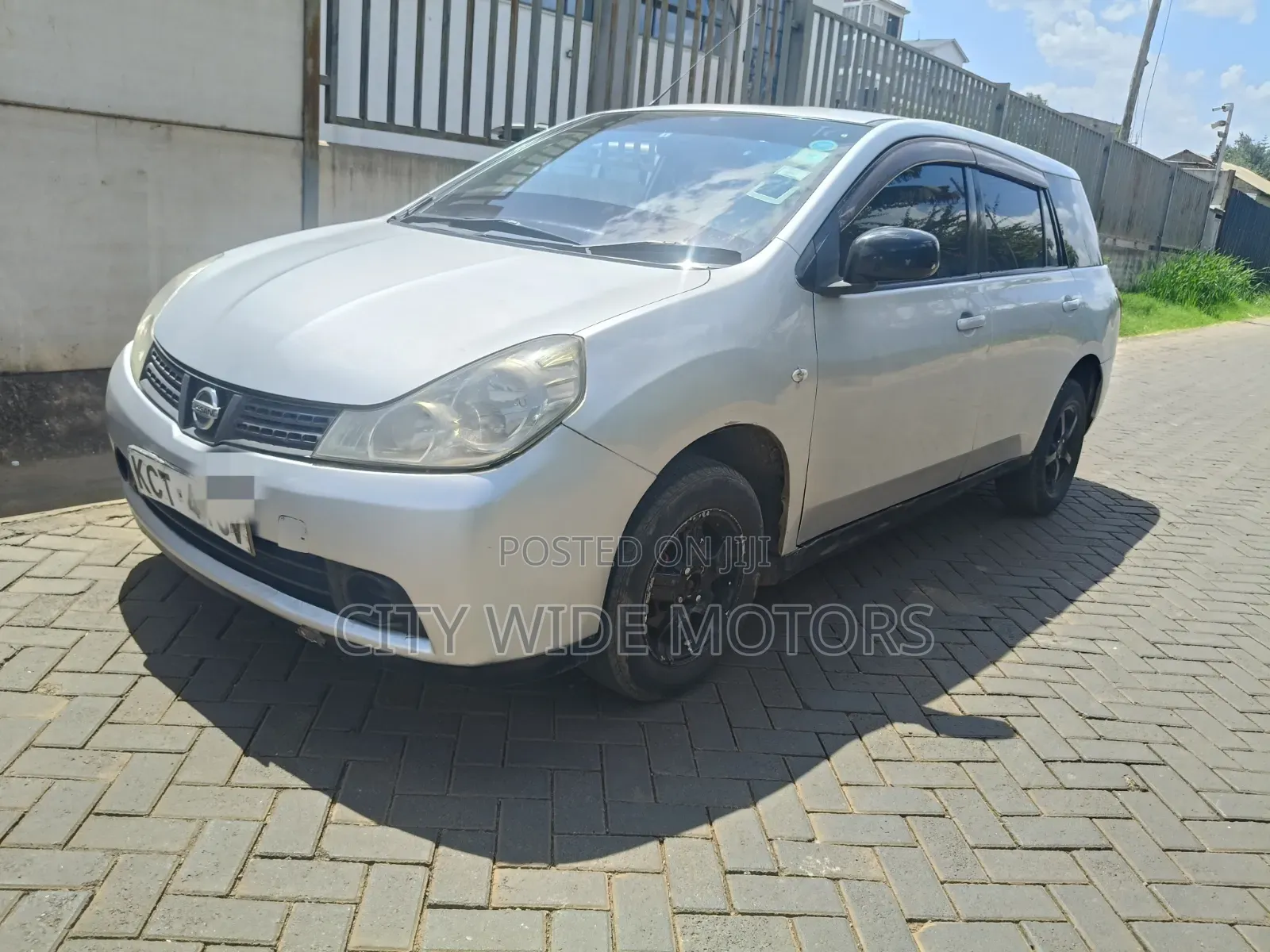 Nissan Wingroad 2011 Silver