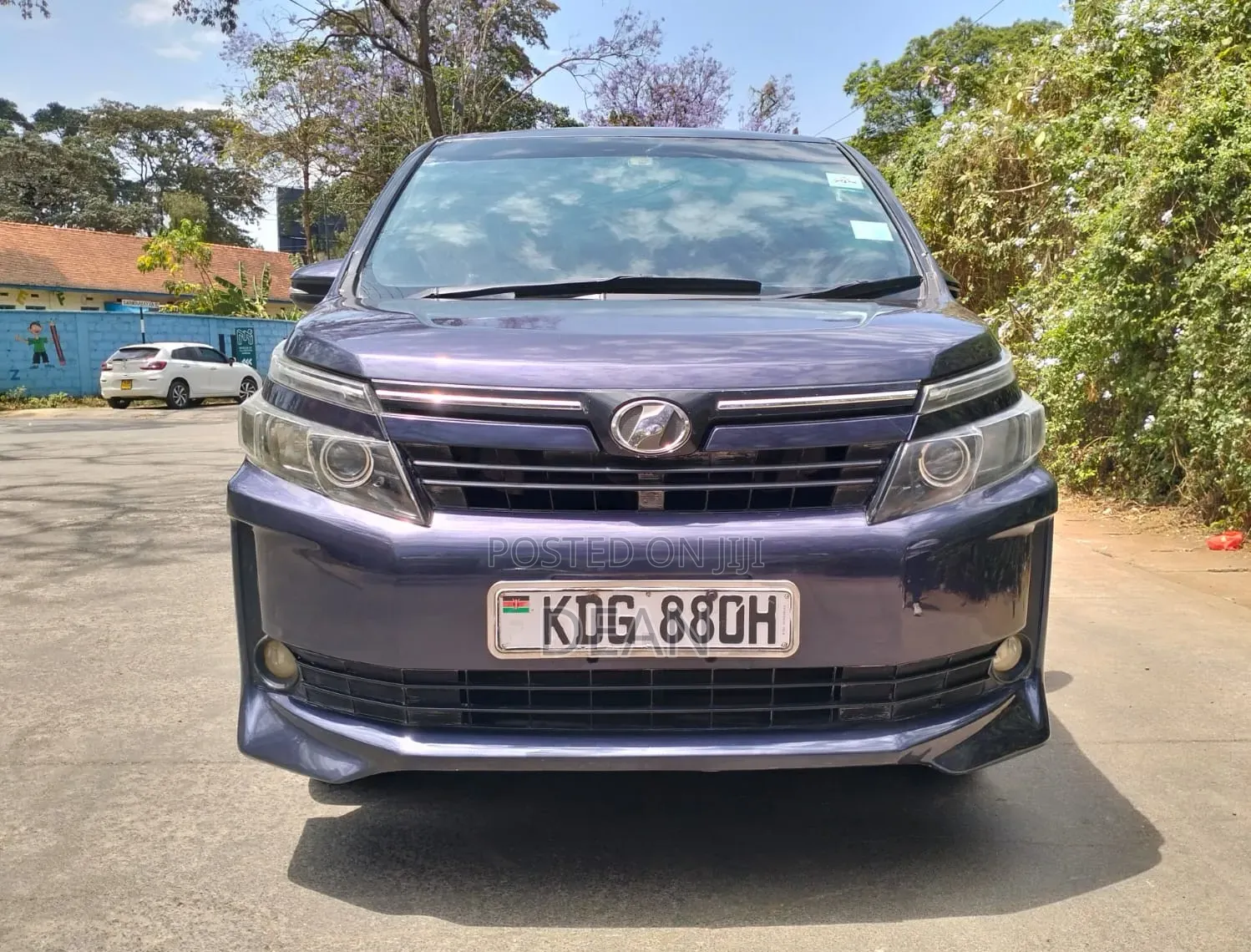 Toyota Voxy 2015 Burgundy