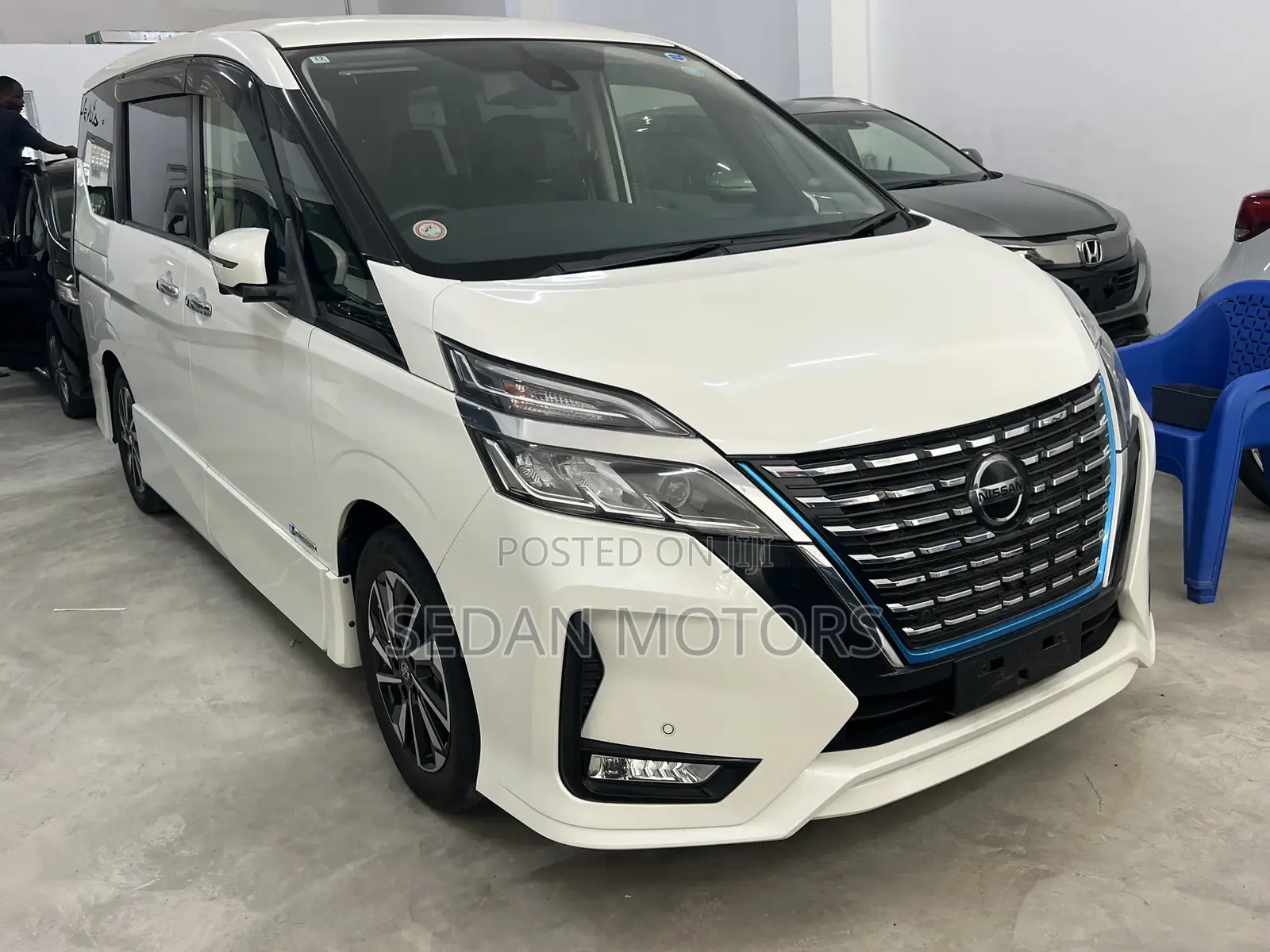 Nissan Serena 2019 Beige