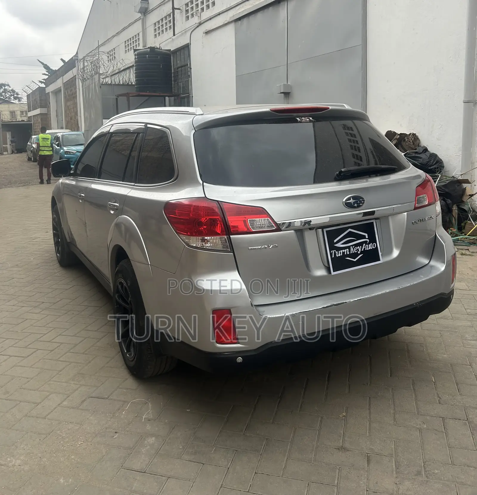 Subaru Outback 3.6R 2012 Silver
