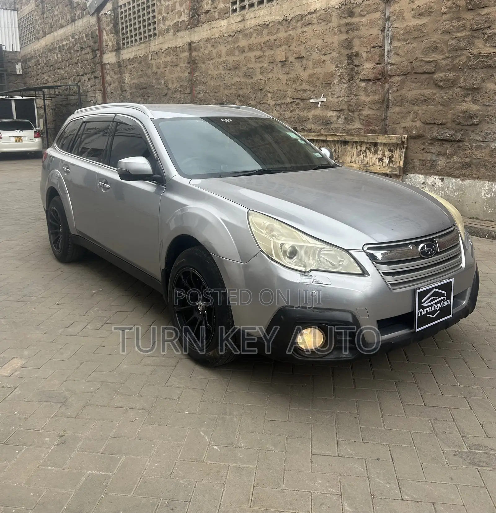 Subaru Outback 3.6R 2012 Silver