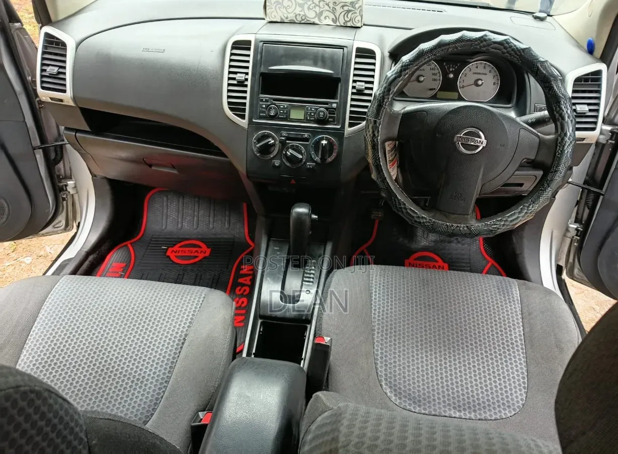 Nissan Wingroad 2009 Silver