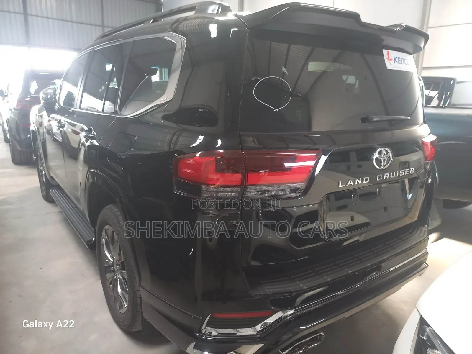 Toyota Land Cruiser LC300 2024 Black