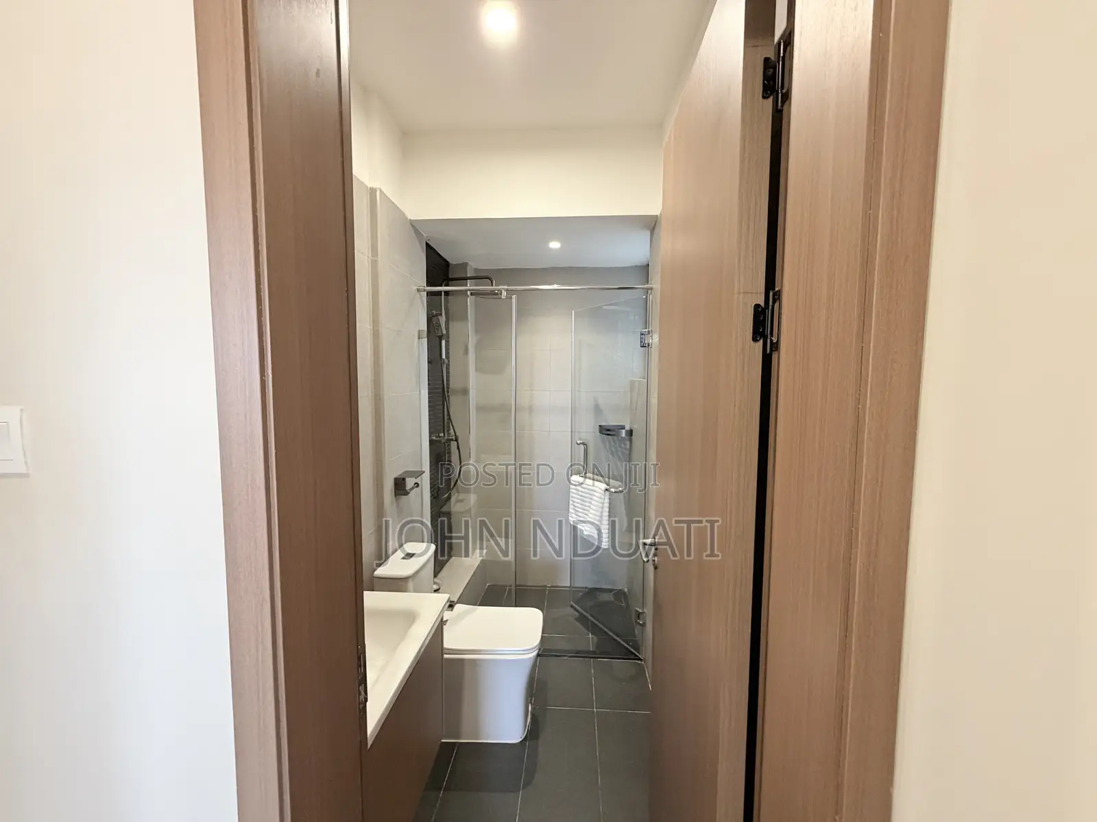 2bdrm Apartment in Windsor, Thome for sale