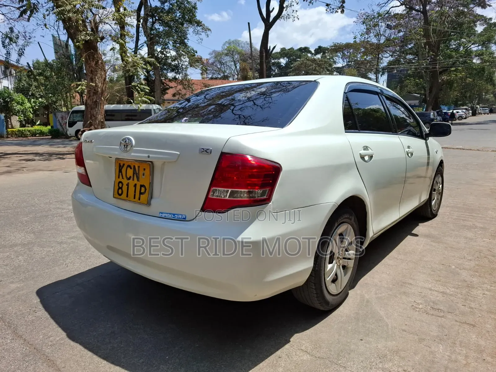 Toyota Axio 1.5 X 2WD 2010 White