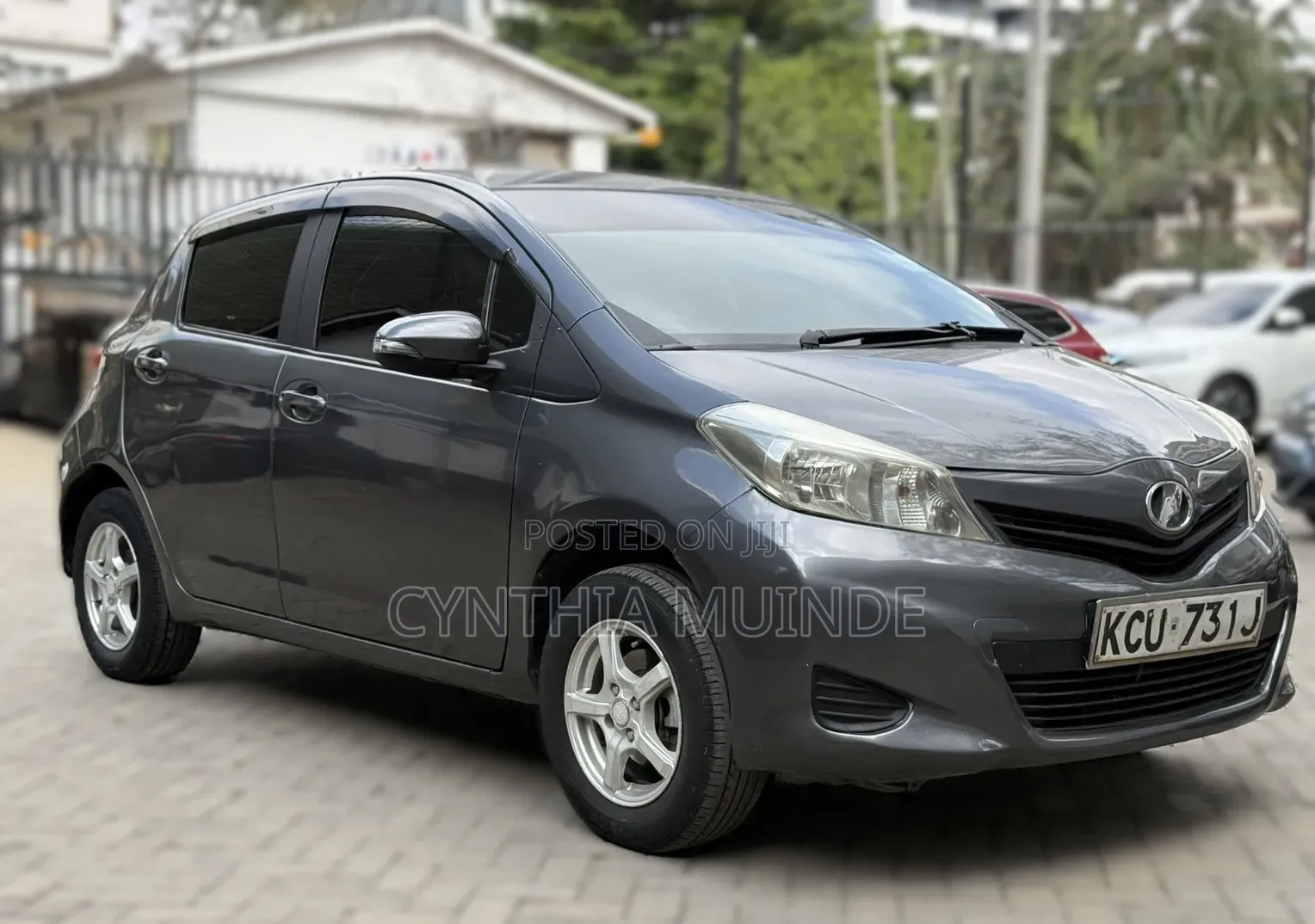 Toyota Vitz 2013 Gray