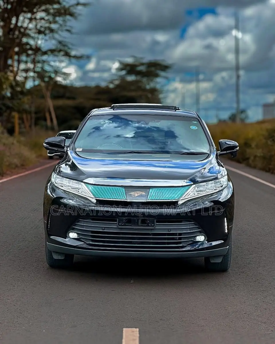 Toyota Harrier 2.0 2018 Black