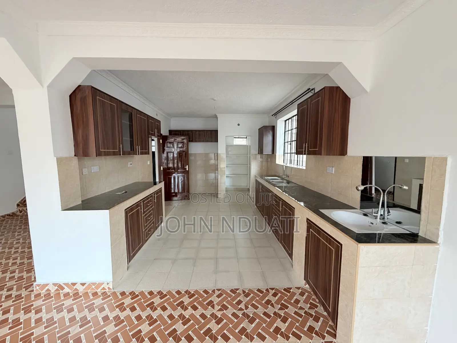 5bdrm Mansion in Muthaiga North for sale