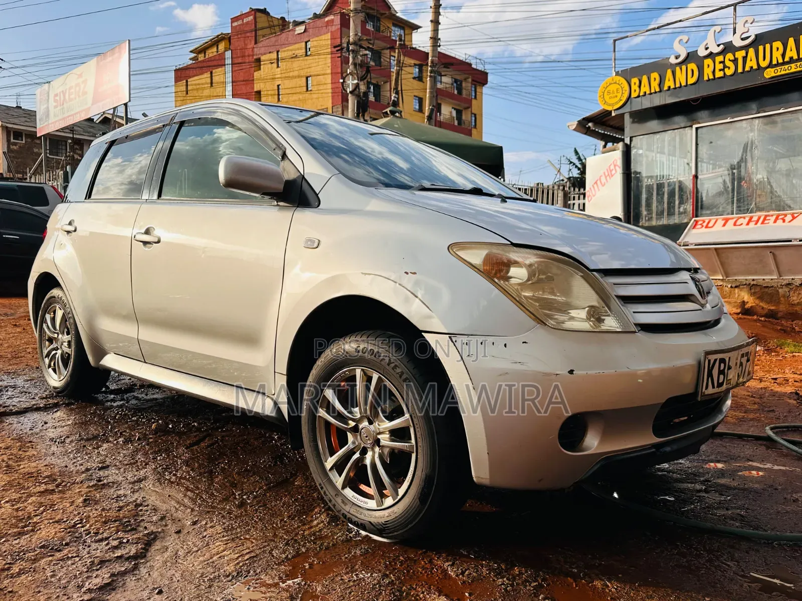 Toyota IST 2004 Silver