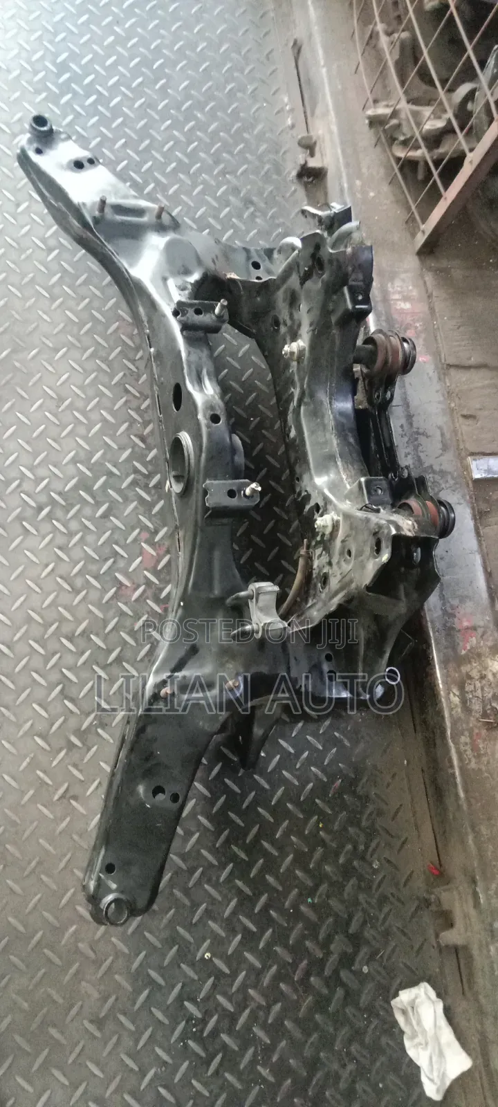 Cross Member Nissan Extrail NT32