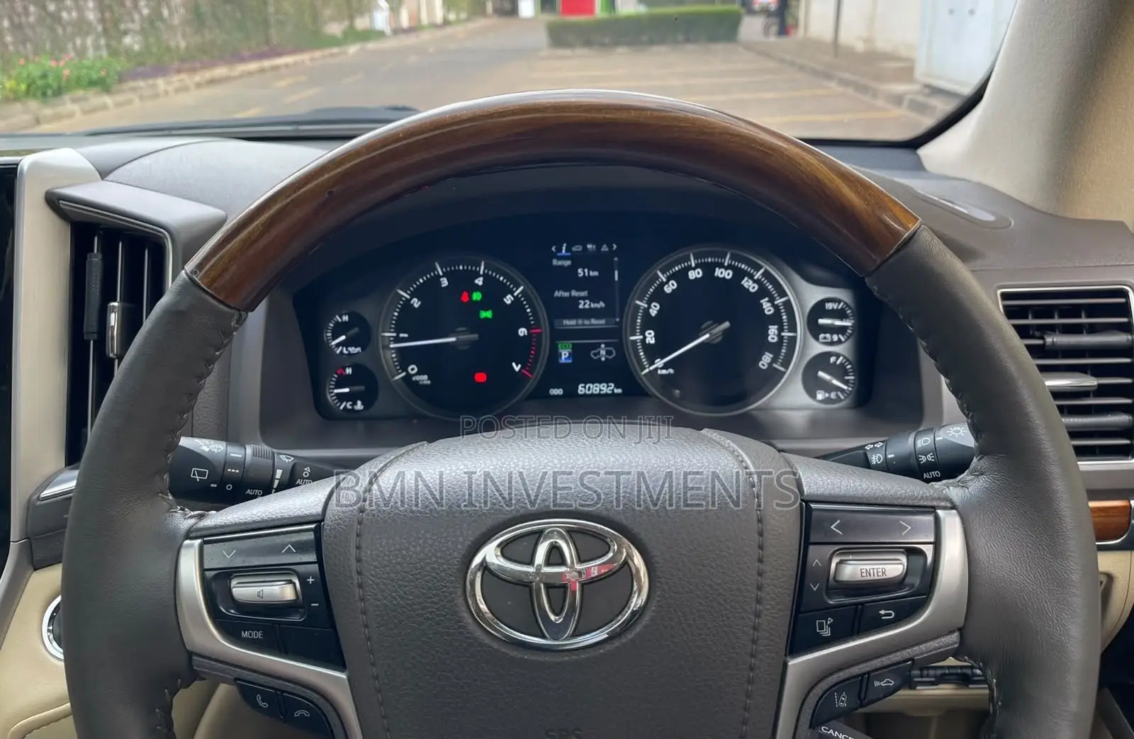 Toyota Land Cruiser Prado 2016 White