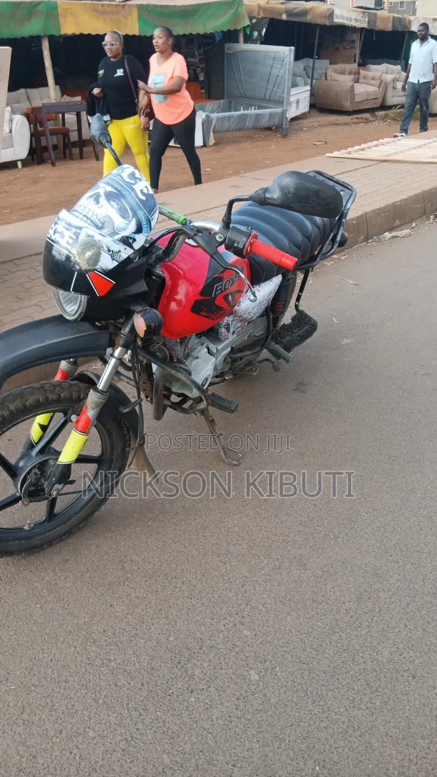 Bajaj Boxer 125 2024 Red
