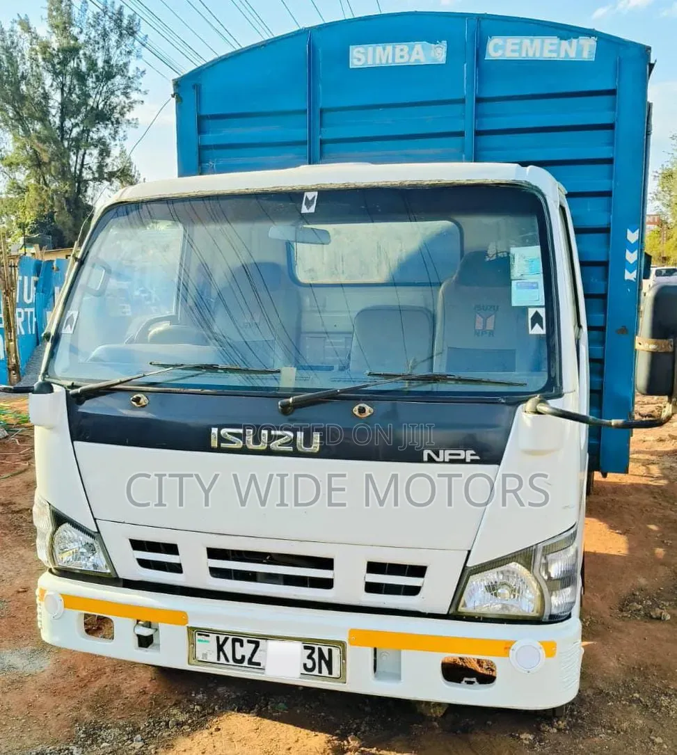 Isuzu NPR 2019 Model