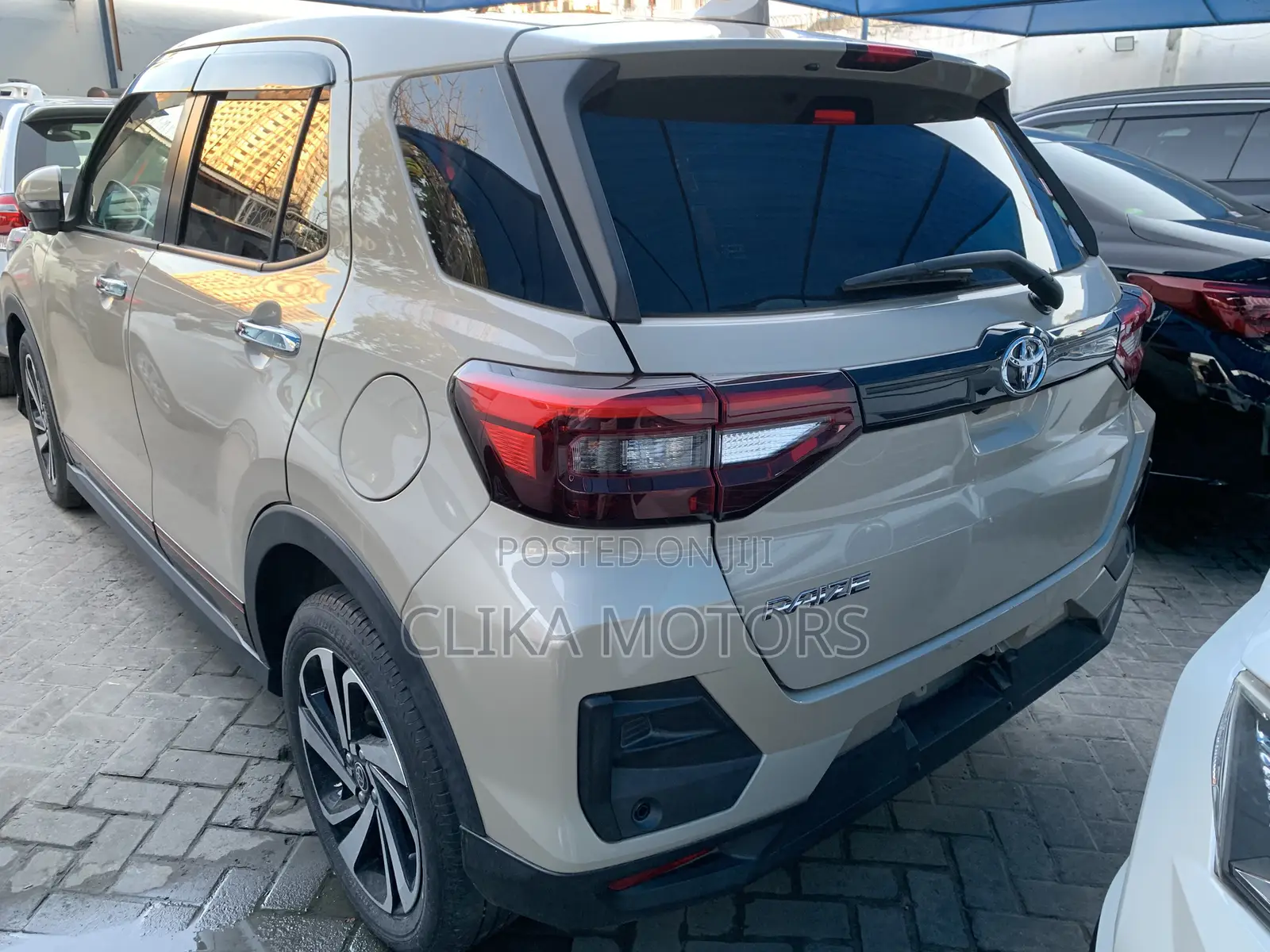 Toyota Raize 1.0 FWD 2020 Beige