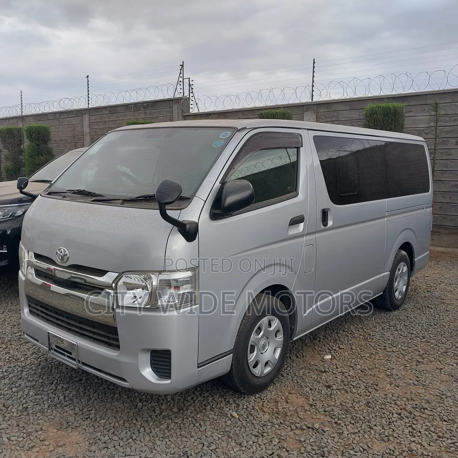 Toyota HiAce 2019 Silver
