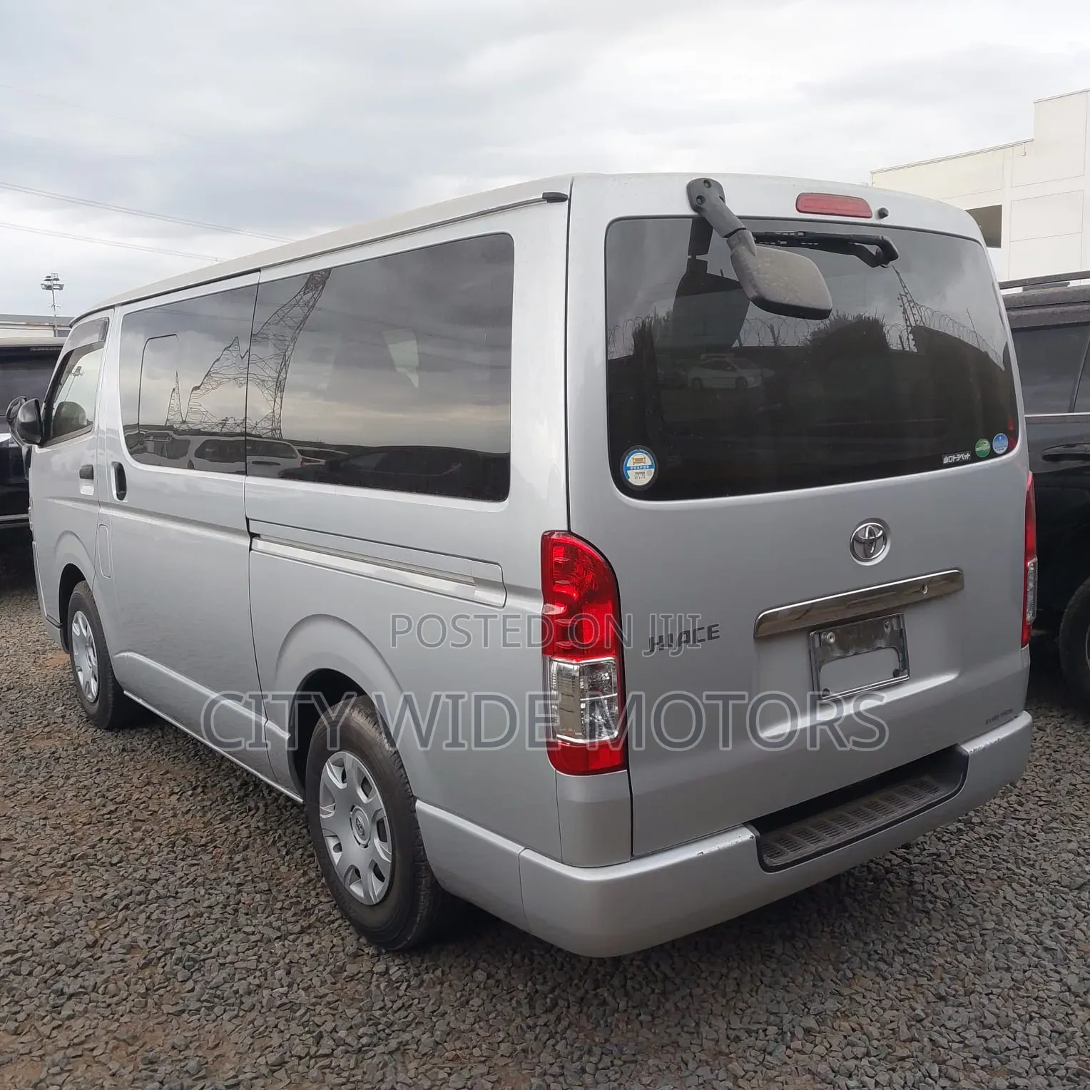 Toyota HiAce 2019 Silver