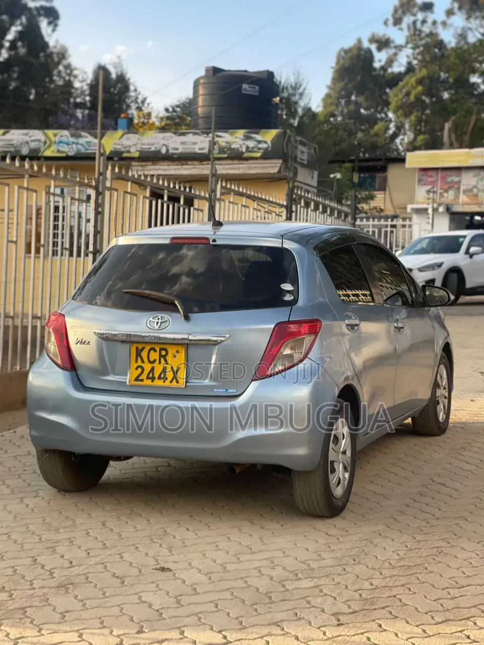 Toyota Vitz 2011 Blue