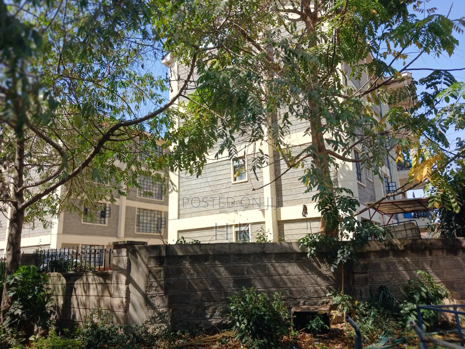 3bdrm Block of Flats in South C for sale