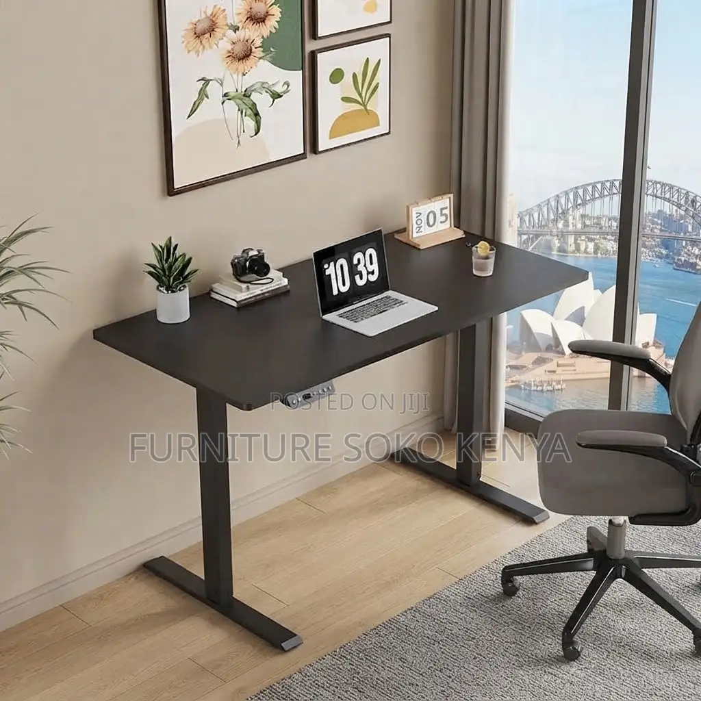 Standing Height Desk | 1400mm Electric Gaming and Streaming Table