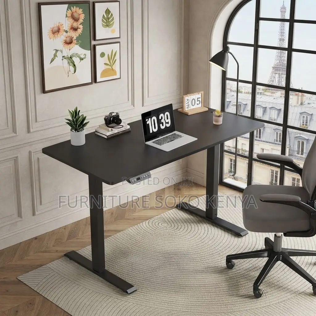 Standing Height Desk | 1400mm Electric Gaming and Streaming Table