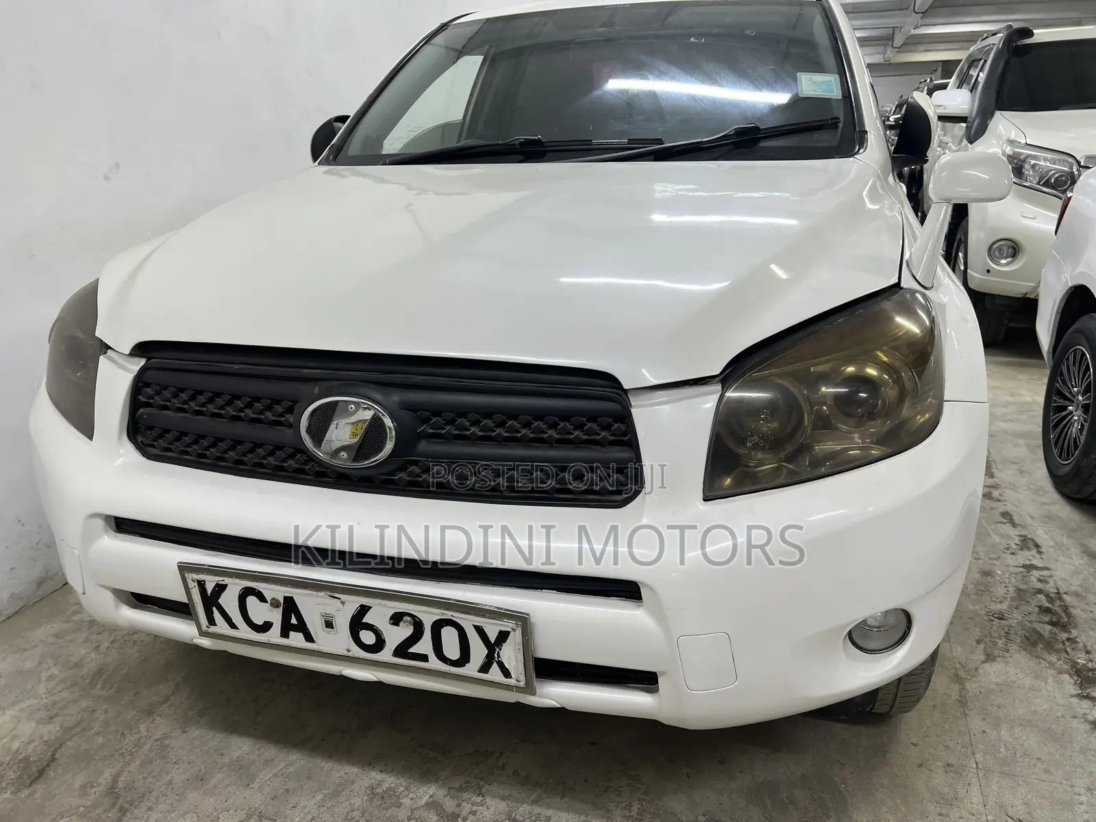 Toyota RAV4 2013 White