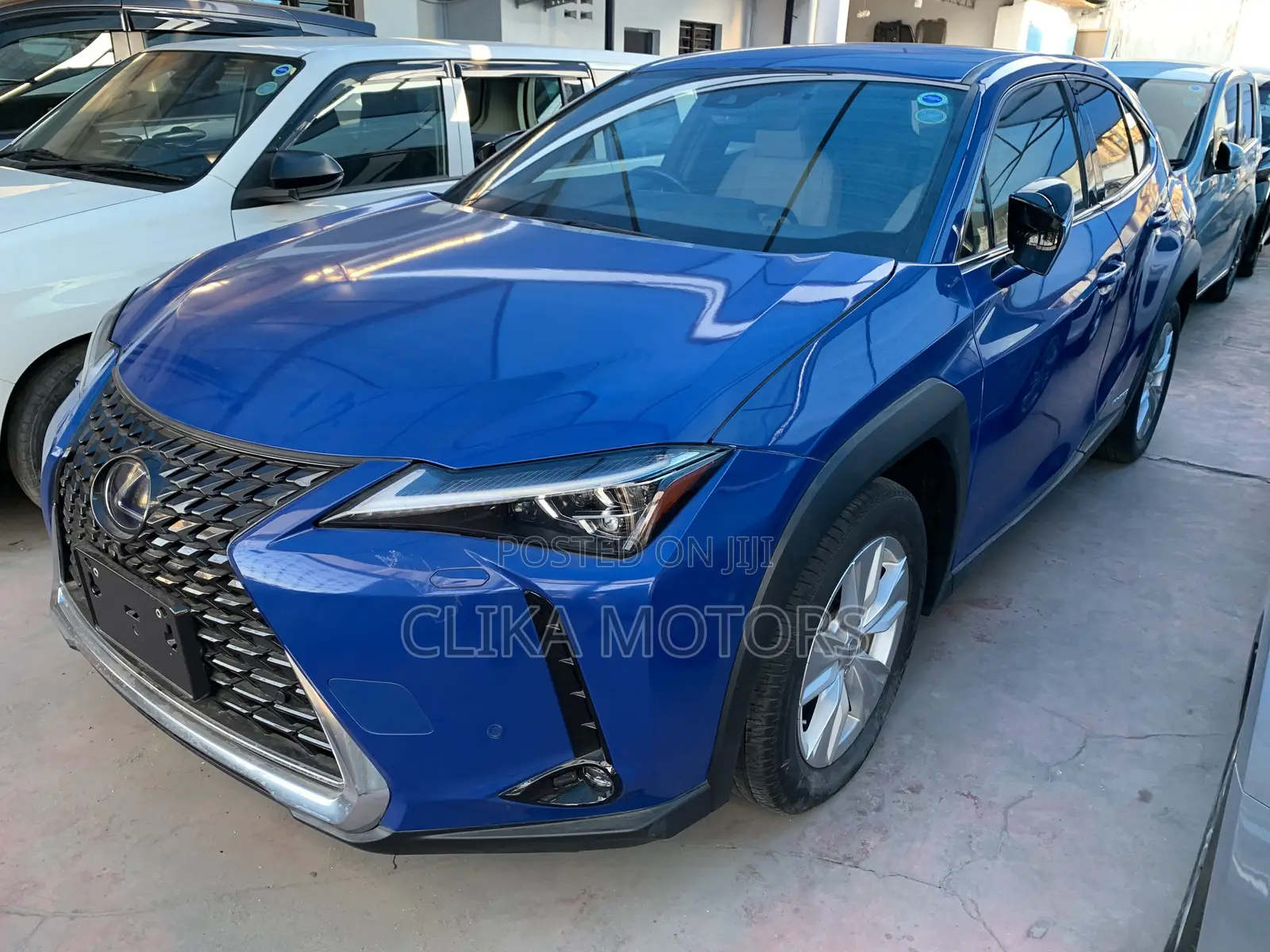 Lexus UX 250h 2019 Blue