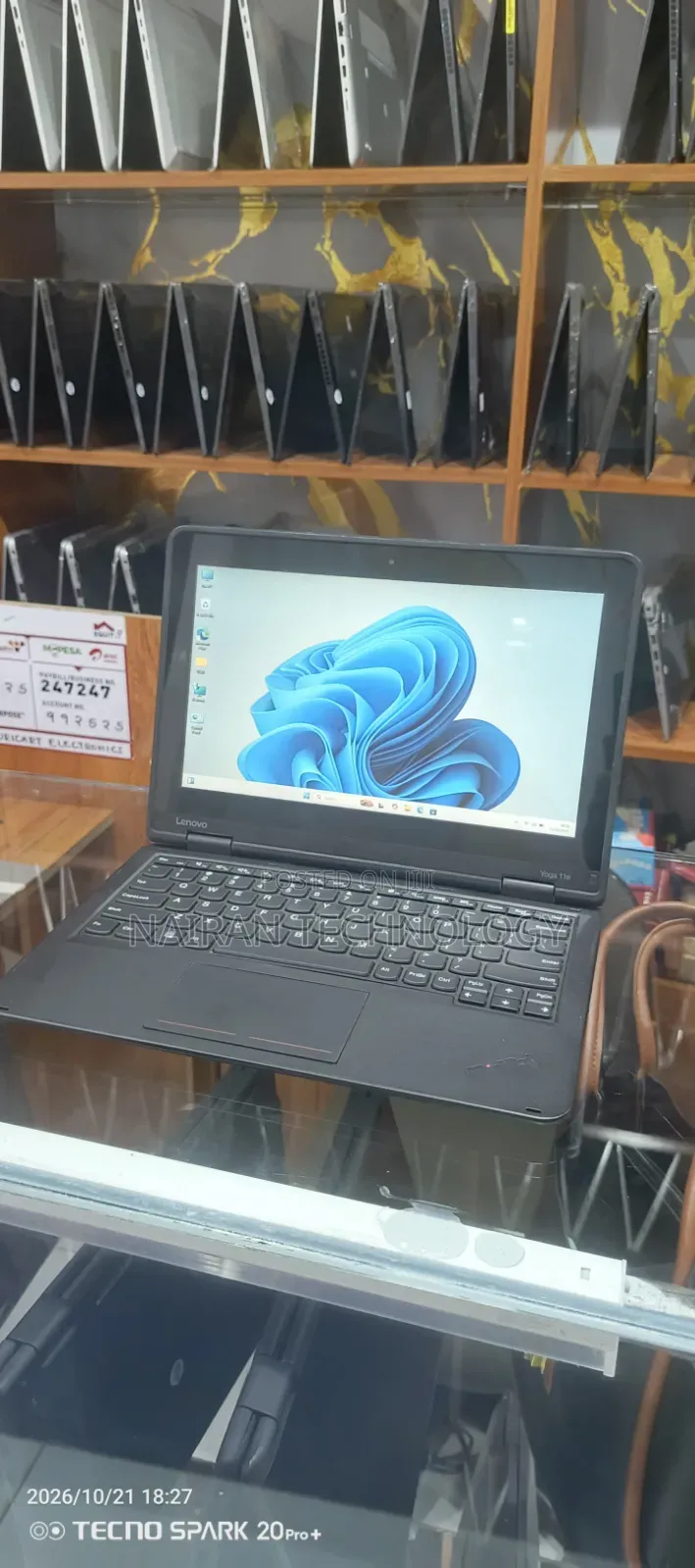 Laptop Lenovo Yoga 11e 4GB Intel Celeron SSD 128GB