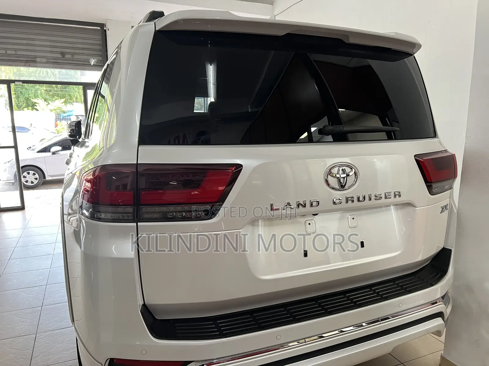 Toyota Land Cruiser 2024