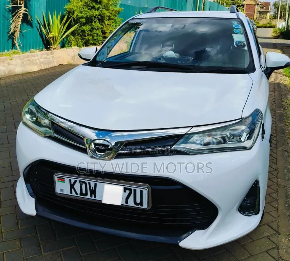 Toyota Corolla Fielder 1.8 Petrol FWD 2018 White