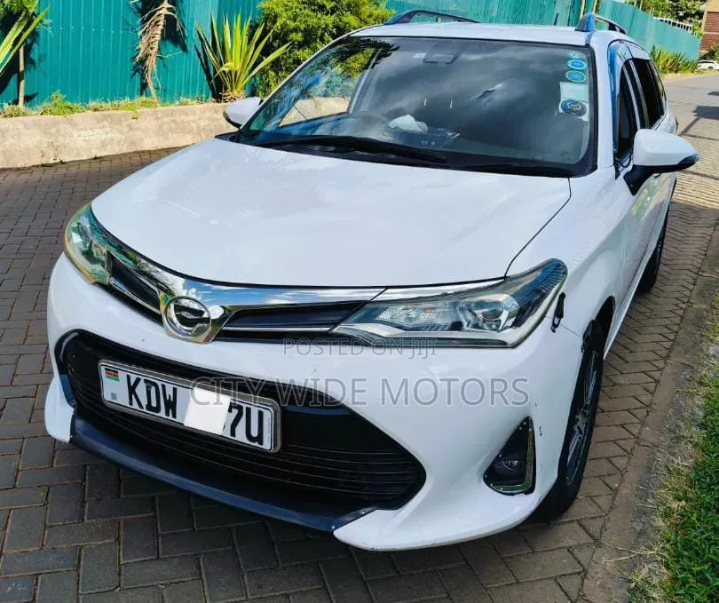 Toyota Corolla Fielder 1.8 Petrol FWD 2018 White