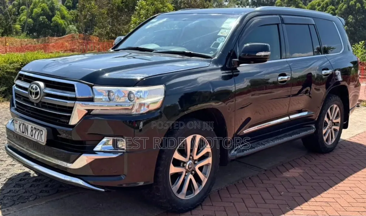 Toyota Land Cruiser 4.6 V8 ZX 2015 Black