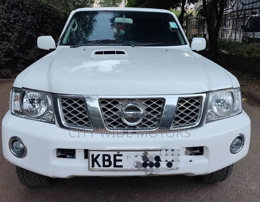 Nissan Patrol 3.0 TD GL 2008 White
