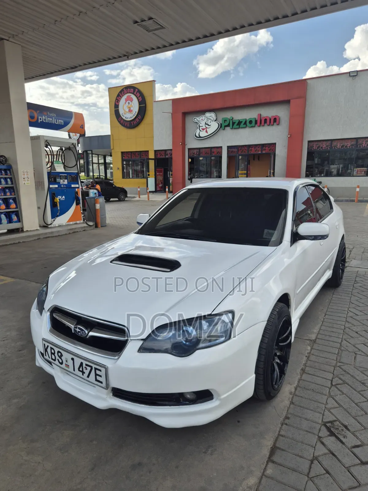 Subaru Legacy 2006 White