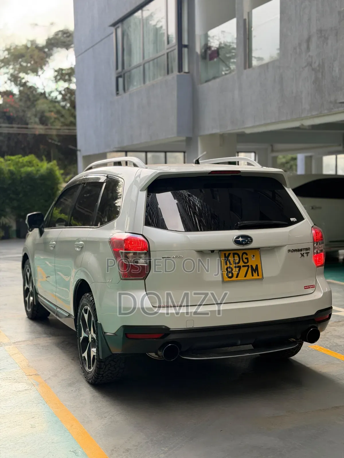Subaru Forester 2.0XT Premium AWD 2016 White