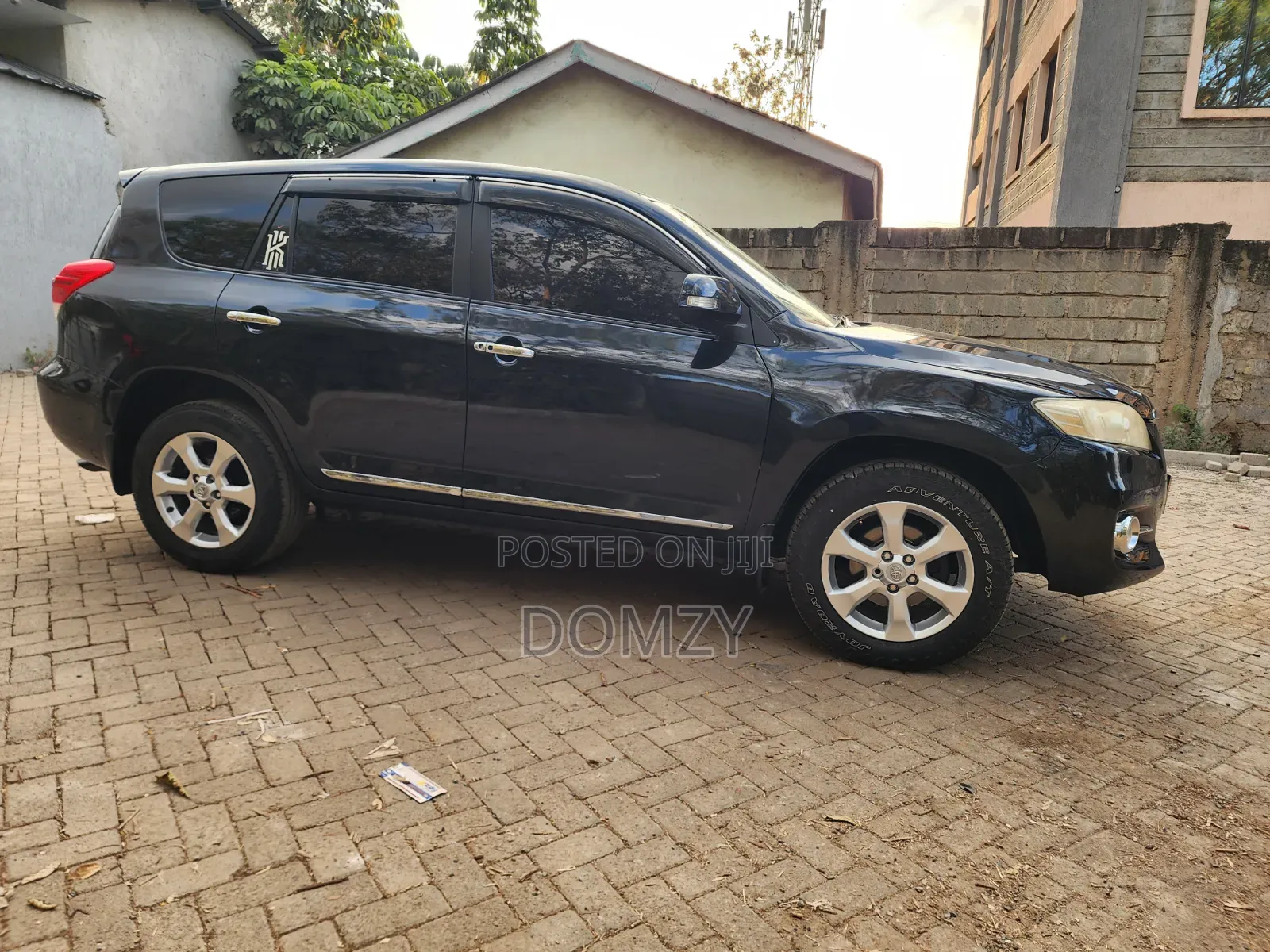Toyota Vanguard 2010 Black