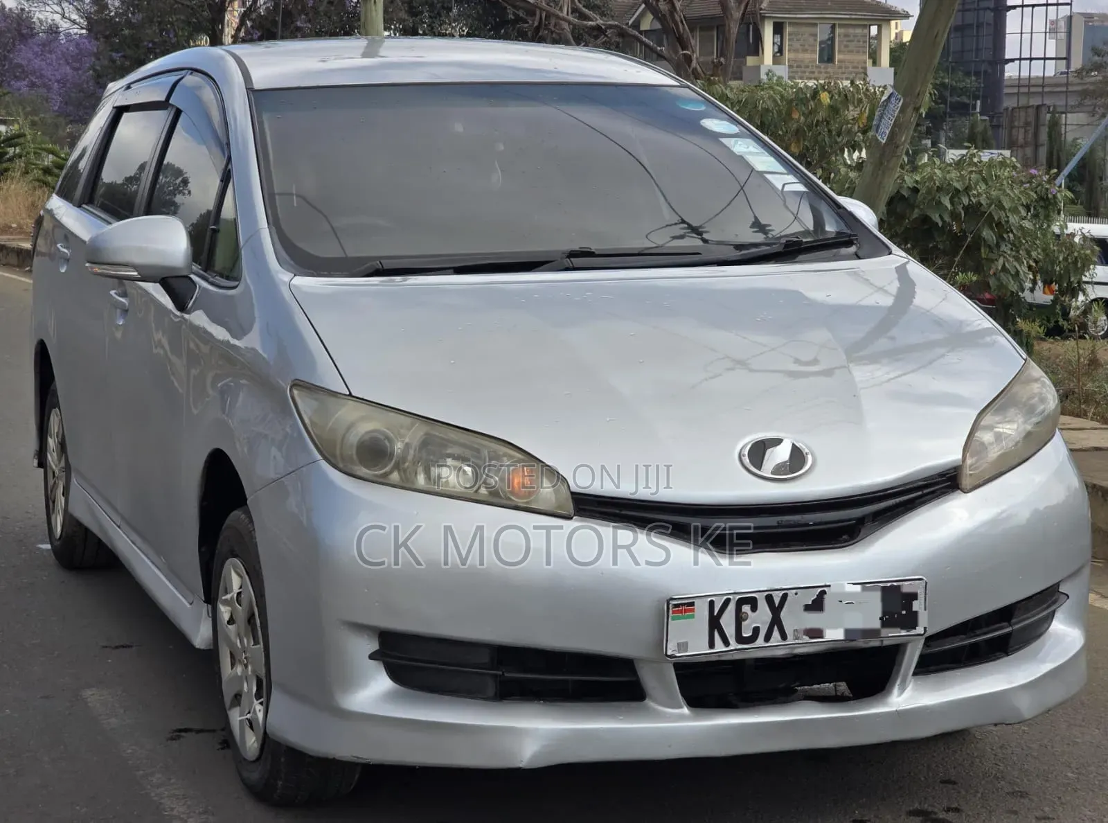 Toyota Wish 2012 Silver