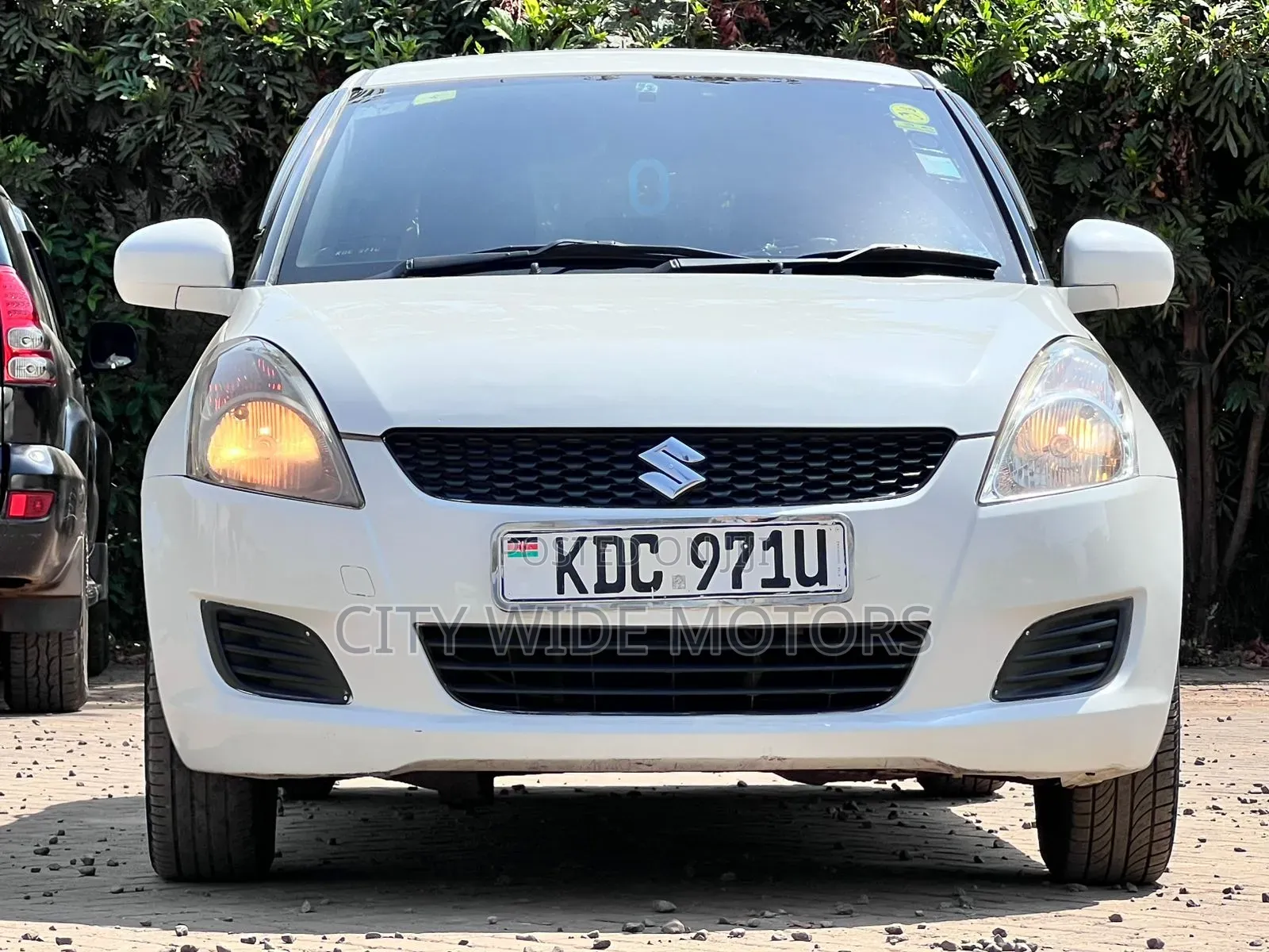 Suzuki Swift 2012 White