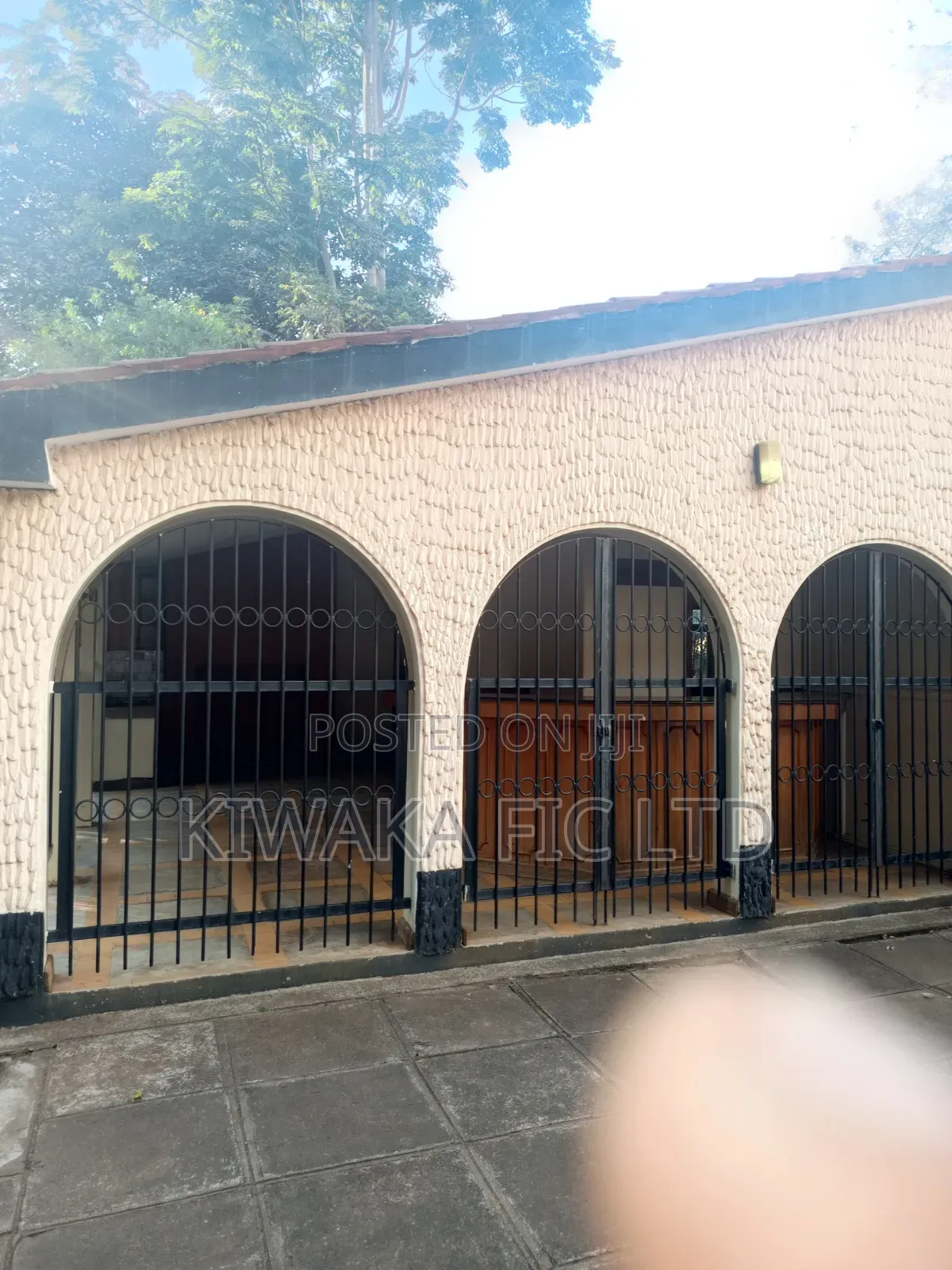 7bdrm House in Lavington, Riverside Drive for rent