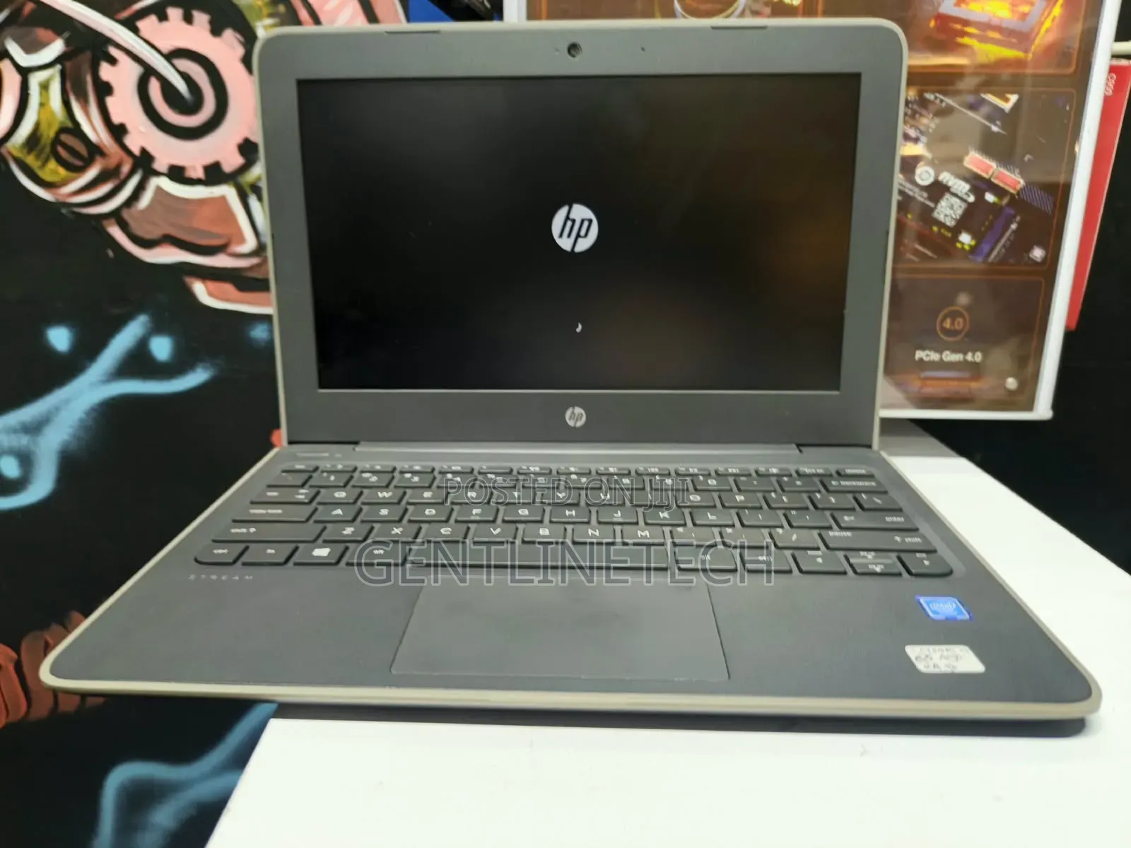 Laptop HP Stream Laptop 4GB Intel Celeron SSD 72GB