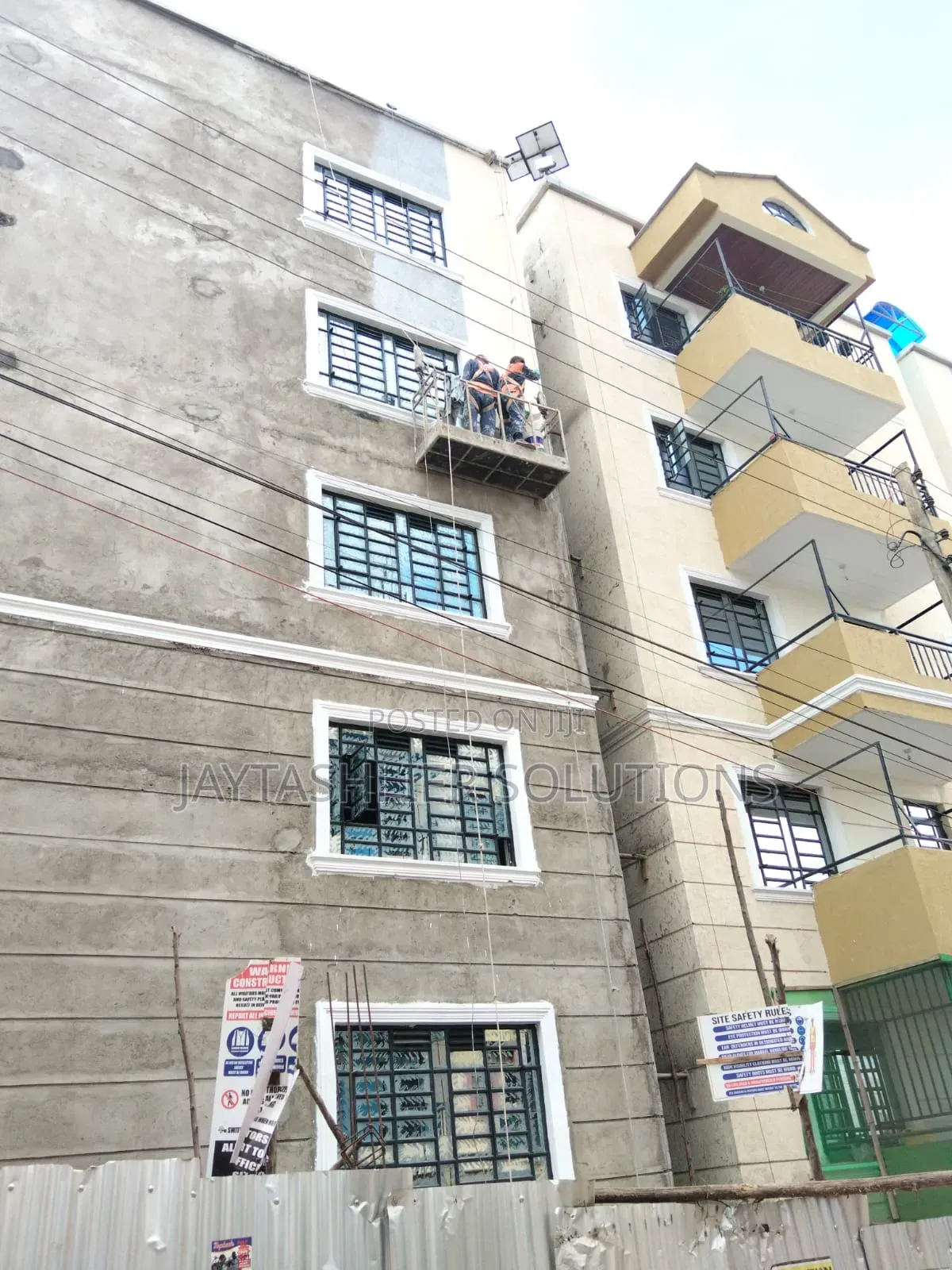 Tiling at Height Machines