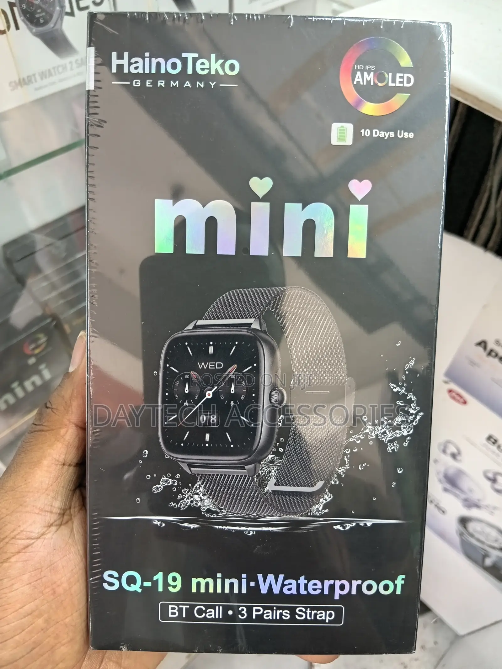 The Haino Teko SQ-19 Mini AMOLED Smartwatch