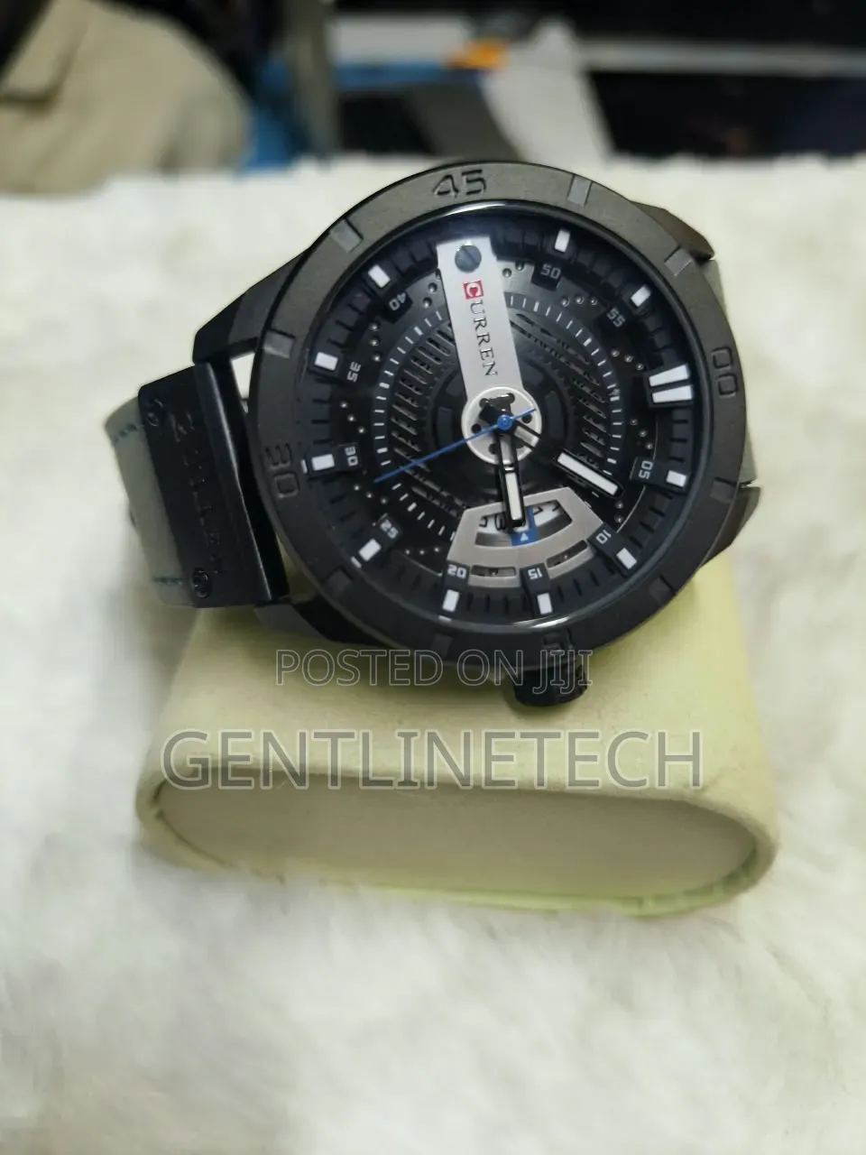 Curren 8301 Designer Men's Watch – KSh 2,500