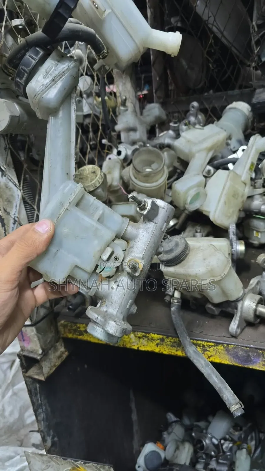 Nissan Xtrail Nt30 Brake Master Cylinder Only Without Booster